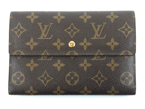 louis vuitton wallet button|louis vuitton wallet women's.